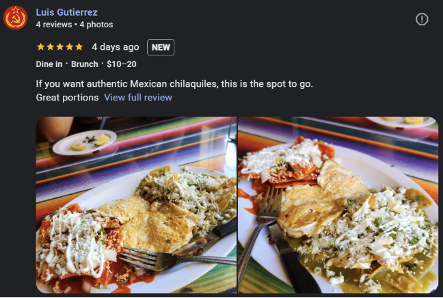 Enchiladas verdes con arroz y frijoles
